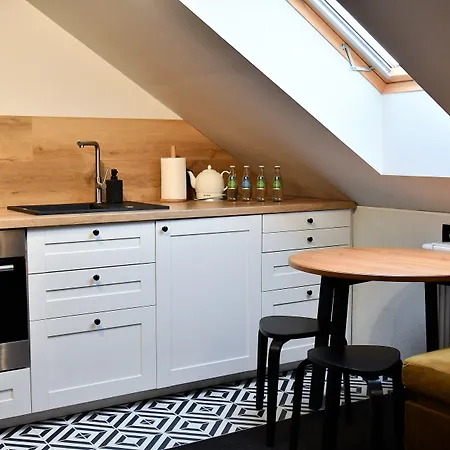 Sleepinn Airport Bed & Breakfast Gdańsk