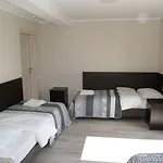 Bed and breakfast Sleepinn Airport