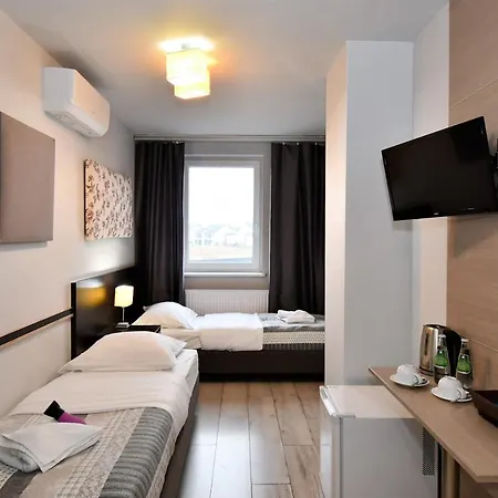 Sleepinn Airport Bed & Breakfast Gdansk