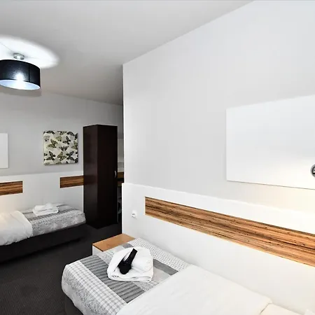 Sleepinn Airport Bed & Breakfast Gdansk