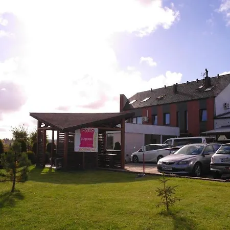 Alojamento de Acomodação e Pequeno-almoço Sleepinn Airport