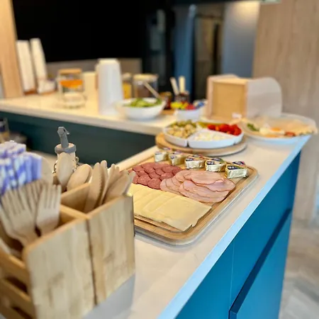 Bed & Breakfast Sleepinn Airport Danzica