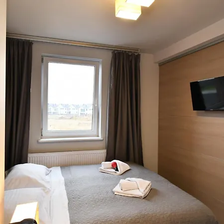 Sleepinn Airport 3*