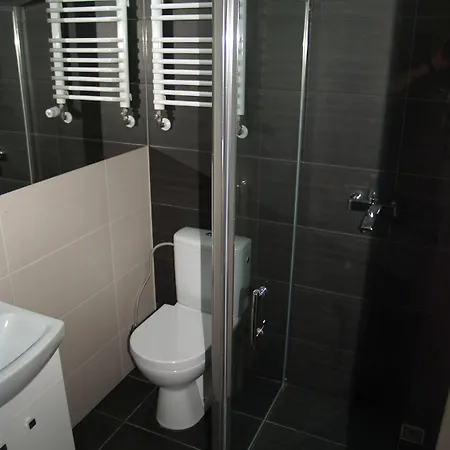 Sleepinn Airport Bed & Breakfast