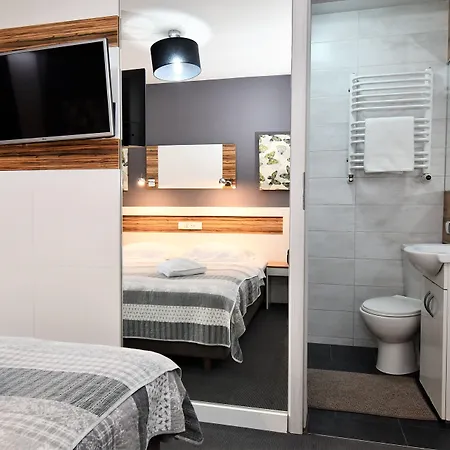 Oda ve Kahvaltı Sleepinn Airport 4*