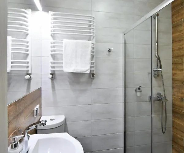 Bed & Breakfast Sleepinn Airport 4*